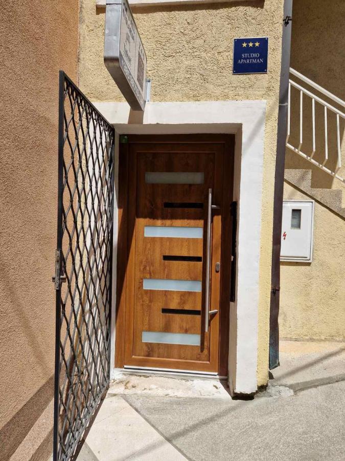 Zad Senj Apartman Exteriör bild